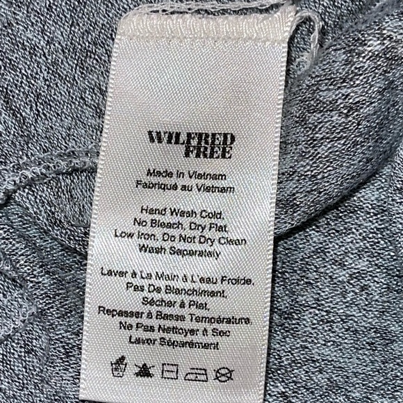 Aritzia Wilfred Free Marbled Grey Bayne Off The Shoulder Cropped Tee Size Medium - Picture 8 of 9